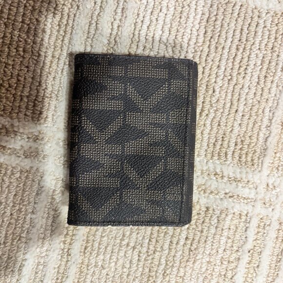 NWT Michael Kors Brown Signature Wallet with Gold Logo - Picture 4 of 5